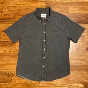 Gray Denim short sleeve button down shirt size M